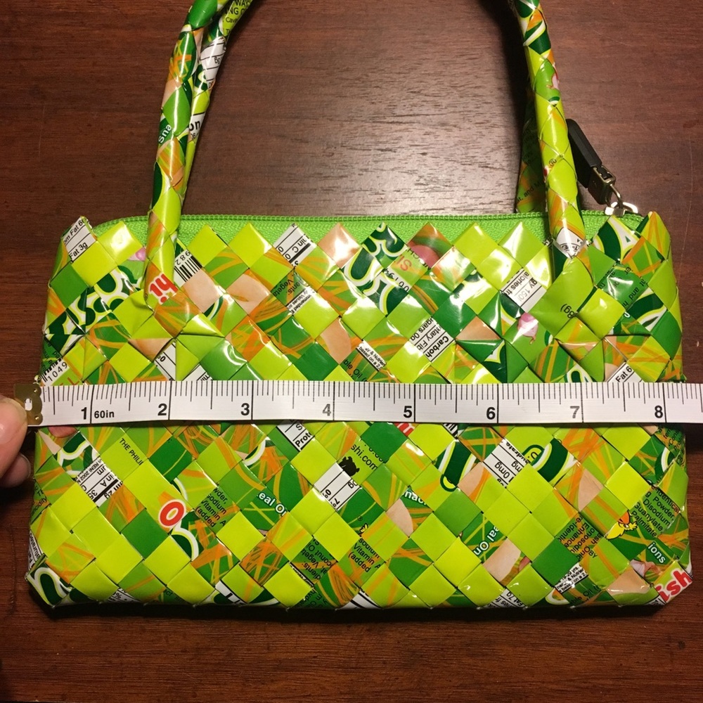 Adorable Mini Candy Wrapper Purse - image 5